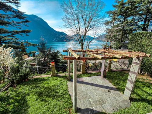 Castagnola Apartment | Scenic La Castignola: Lake View & Family-Friendly Garden