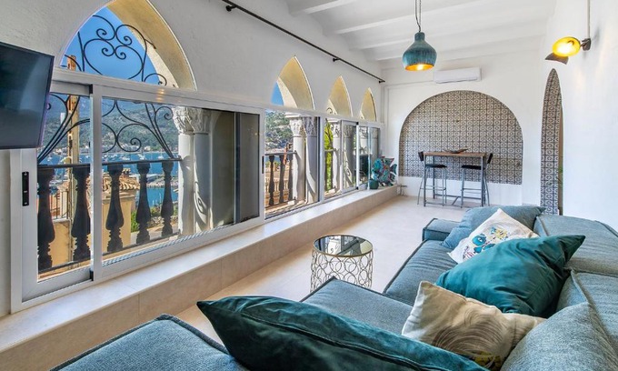 Soller Apartment | Romantic Retreat at La Castillita - Port de Soller Apartment