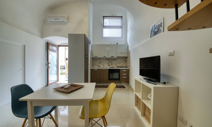 Gravina in Puglia Apartment | Inviting La Cattedrale Apartments & Suite - Pet Friendly Getaway