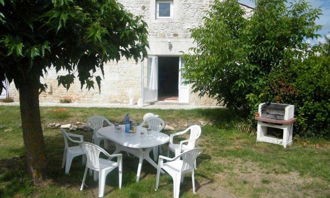 Montpellier de Medillan House | Relax at La Caz en Sol Charentais - Family-Friendly Retreat