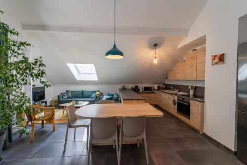 Duingt Apartment | Beautiful La Champanaise - 2 Bedroom Steps from Lake Annecy