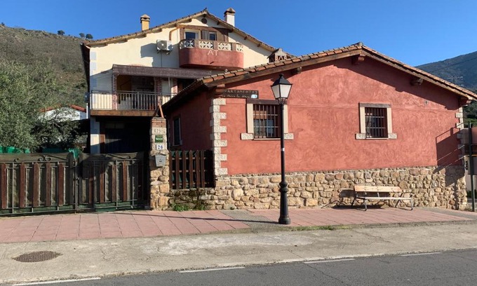 Casas del Monte Ski Chalet | Welcoming La Charca de la Dehesa: Pet-Friendly Retreat