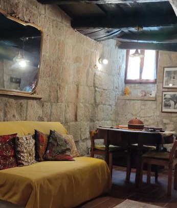 Farnese Apartment | Discover LA CHASCONA DI FARNESE: Child-Friendly Retreat