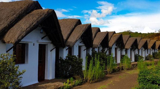 Ampefy Hotel | Charming La Chaumière Ampefy: Family-Friendly Retreat