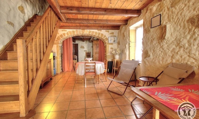 Ternand House | Cozy La Cime de Ternand: Family & Pet-Friendly Retreat