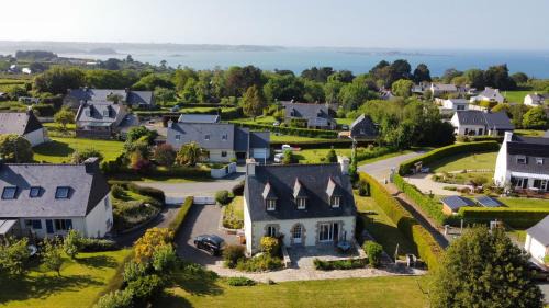 Plouezec House | Discover La clé des falaises: Oceanfront Retreat Awaits