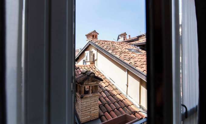 Citta Bassa Apartment | La Coccinella, Piazzetta S. Spirito 5