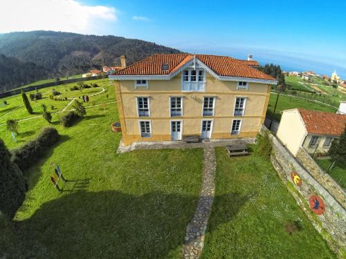 Aronces Villa | Experience La Cochera de Somao: Oceanfront Retreat Rated 9.5