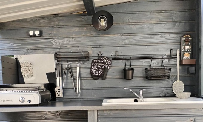 Saint-Pierre-de-Curtille House | Cozy LA Colinette with Lake Views in Saint Pierre DE Curtille