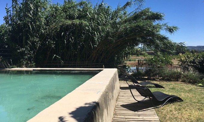 Valreas Cottage | Idyllic "La Colline" - 17th Century Provençal Farmhouse Escape
