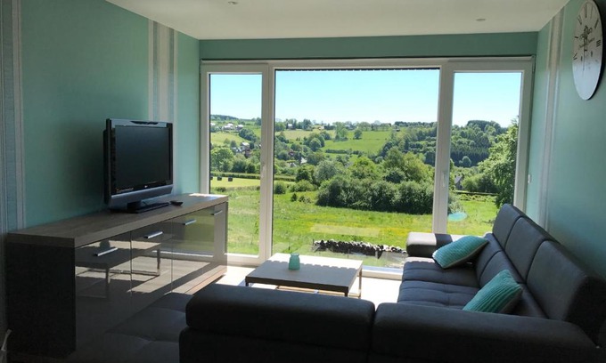 Francorchamps Bed & Breakfast | Oceanfront Bliss at La Colombe with 9.5/10 Guest Rating