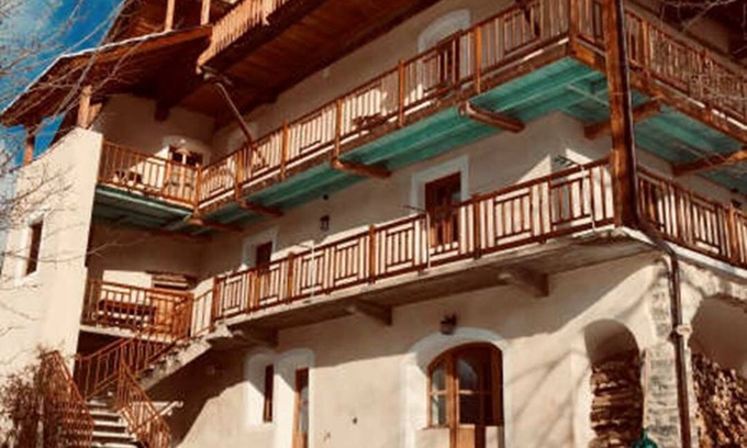 Vallouise-Pelvoux Apartment | Comfortable La Condamine Room for 2 to 4 Guests