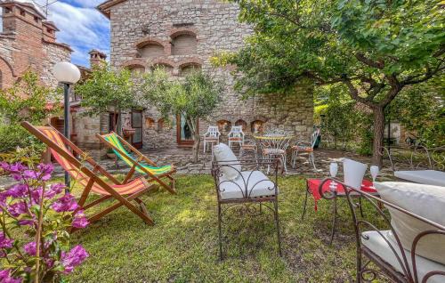 Corciano House | Family-Friendly 2 Bedroom Home in Corciano Awaits You