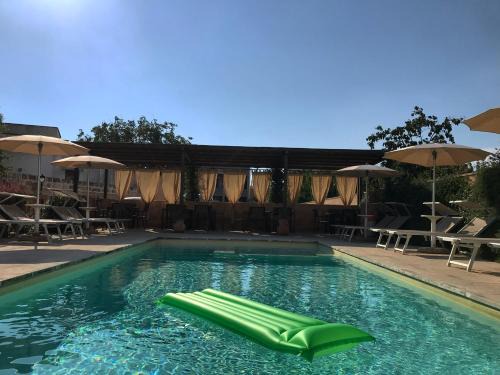Spongano House | Discover La Corte dei Colori: 4-Star Ocean View Retreat
