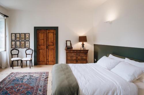 Ravina Bed & Breakfast | Experience La Corte di San Rocco with Breathtaking Ocean Views