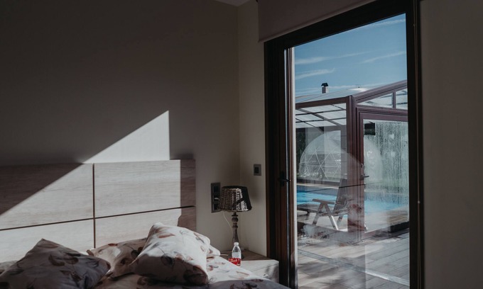 Barbadillo del Mercado Bed & Breakfast | Relax at La Costana de Barbadillo with Pool & Restaurant