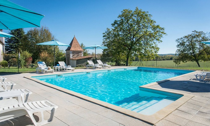 Yviers House | Experience La Cour: 2-Bed Retreat with Pool & Breakfast