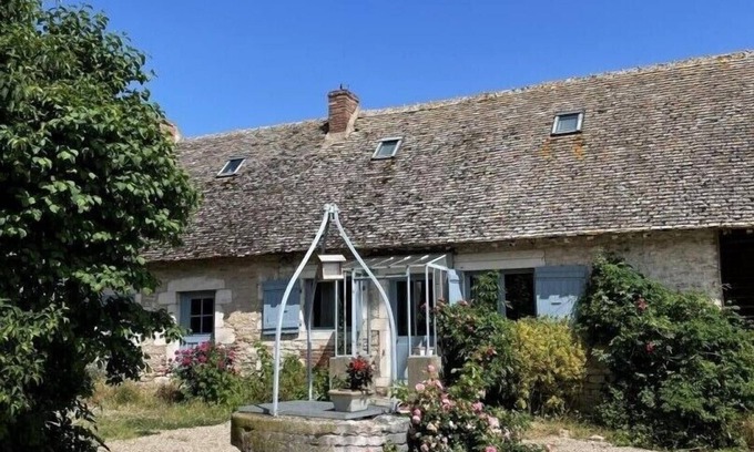 Lux House | La Cour Basse - Pet Friendly Gîte with Family Amenities