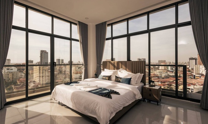 Tuol Kouk Apartment | Unwind at La Cozii TK: 4-Star Hotel with Pool & Spa