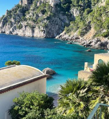 Marina Piccola Apartment | Oceanfront Bliss at La Cuchina - Guest Rated 8.2/10