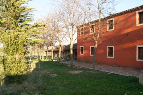 Los Yebenes House | Pet-Friendly La Dehesa Boyal with Oceanfront Pool