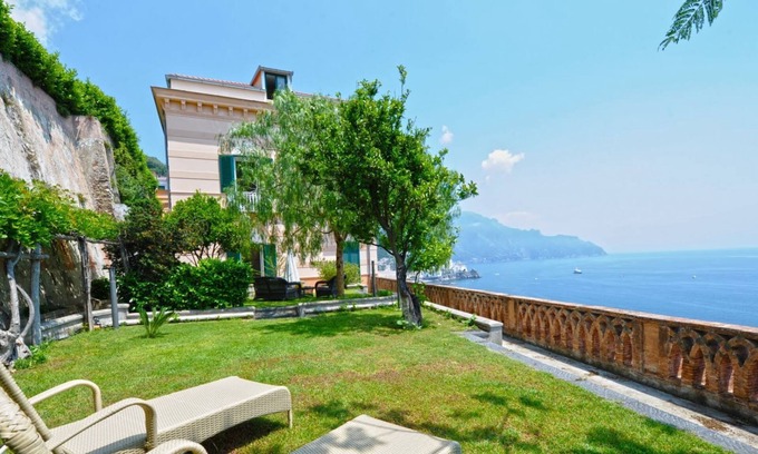 Pogerola Villa | Experience La Dimora Artistica: Oceanfront Villa in Amalfi