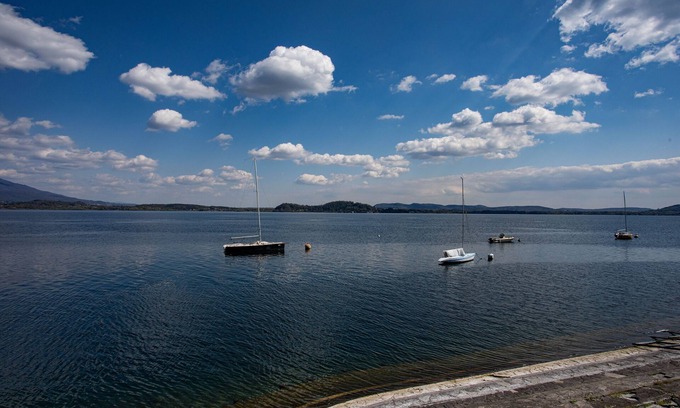 Belgirate Apartment | Relax at La Dimora del Glicine with Lake Views & Family Amenities