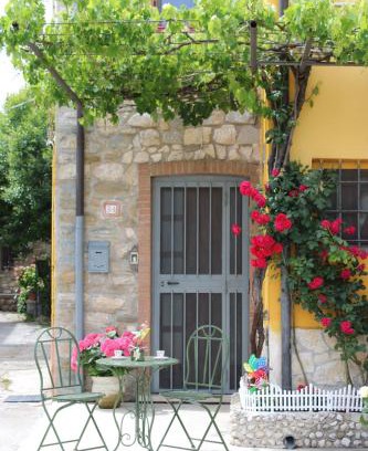 Bojano Bed & Breakfast | Welcoming La Dimora del Passato B&B for Family Getaways