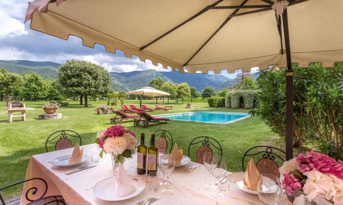 Vorno Bed & Breakfast | Indulge in La Dimora dell'Inventore B&B with Pool & More