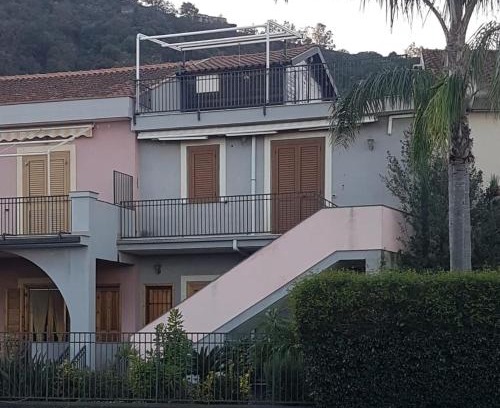 Santa Tecla House | Highly Rated La Dimora della Timpa Hotel Experience