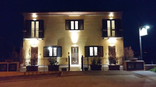Castel Lagopesole Hotel | Discover La Dimora di Federico: Top-Rated Family Retreat