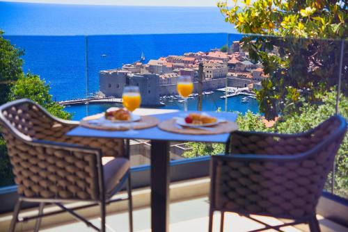 Ploce Apartment | La Dolce Villa 1