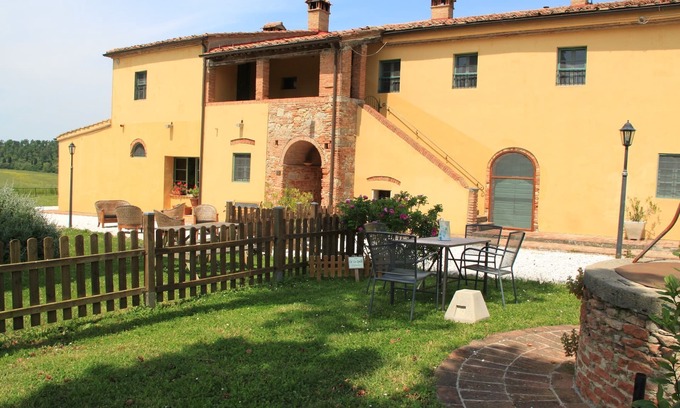 Collesalvetti Other | La Dolce Vita in Tuscan farmhouse