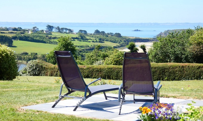 Crozon Cottage | Relaxing Oceanfront Retreat at La Douce Escapade, Crozon