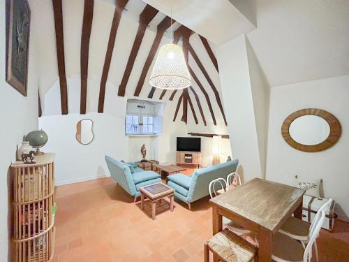 Richelieu Apartment | Inviting La Douceur Richelieuse - Child-Friendly Retreat
