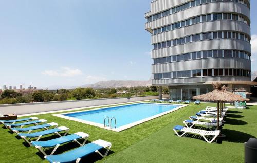 Benidorm Hotel | Relax at La Estación: Oceanfront, Family-Friendly Retreat