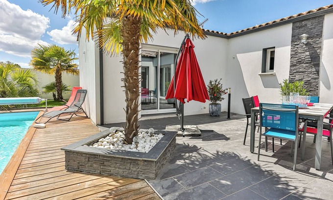 Commequiers House | La Favorite - jardin minéral avec piscine