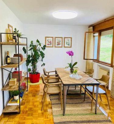Periurbano - Rural House | Escape to La Fayona: Relax Near Gijon with Family & Pets