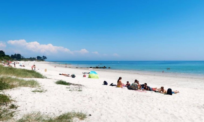 Pont-l'Abbe House | Oceanfront Escape at La Ferme Bis with Spa & Pet-Friendly