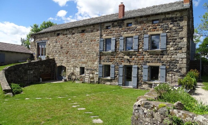 Saint-Jeures Bed & Breakfast | Oceanfront Getaway at La Ferme de Madelonnet - Rated 9.3