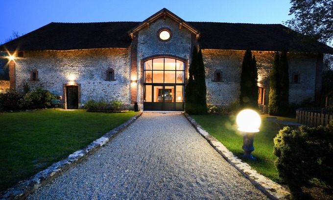 Bleury-Saint-Symphorien Bed & Breakfast | Discover La Ferme de Bouchemont: 9.6/10 Rated Retreat
