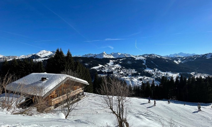 Les Gets Ski Chalet | Experience La Ferme: Alpine Retreat with Spa & Pool