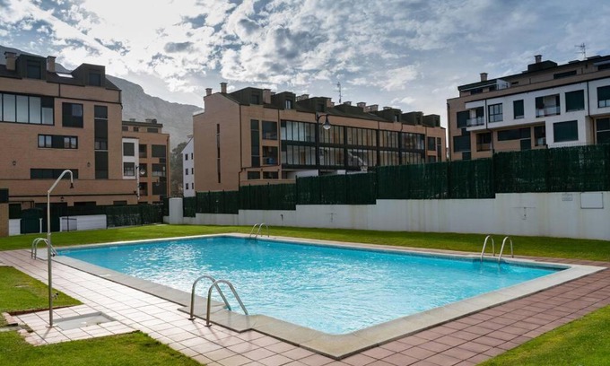 Posada de Llanes Apartment | Relaxing La Figar Apartment with Pool Near Beach, 9.8 Rating
