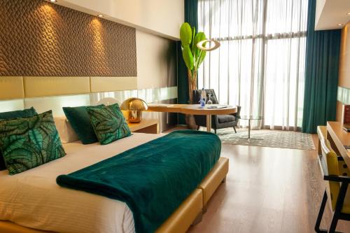 Algorfa Hotel | Relax at La Finca Resort: Oceanfront Oasis with Spa & Pool