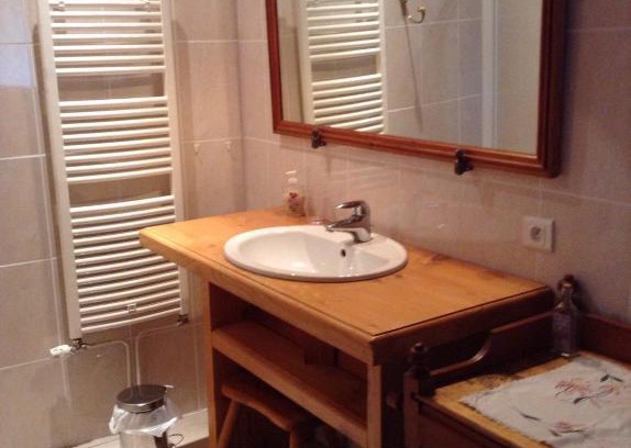 Chevigney-les-Vercel Bed & Breakfast | Discover La Fontaine aux Oiseaux - Guest Rated 10/10