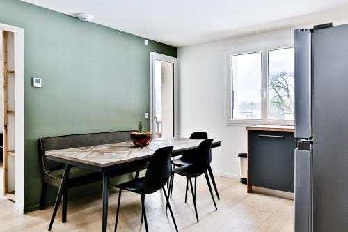 Thones Apartment | Inviting Retreat at La Forêt: Family and Pet Friendly Stay