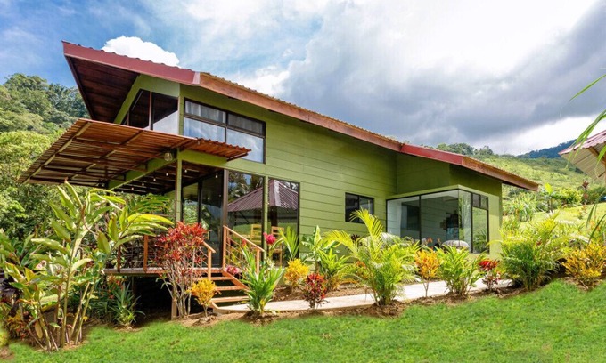 Penas Blancas Cabin | Experience the La Fortuna Rainforest Glass Cabin Retreat