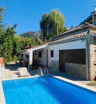 Benamahoma House | Experience La Fuente De El Nacimiento: Oceanfront Retreat