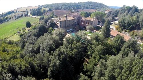Foce House | Relax at La Gabelletta: 4-Star Family-Friendly Escape