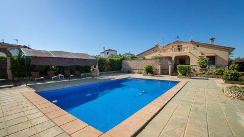Arriate House | Discover La Gabriela 1 Arriate: Family-Friendly Retreat